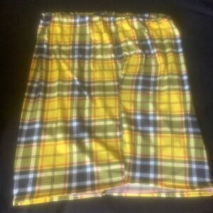 Plaid skirt medium size